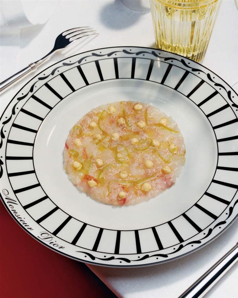 MONSIEUR DIOR RESTAURANT © Charles Nègre 7