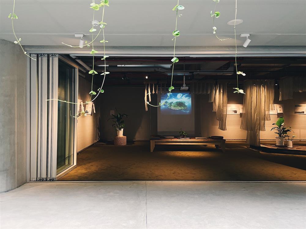 5A717212-2993-4055-88D2-C30FF1C1674B