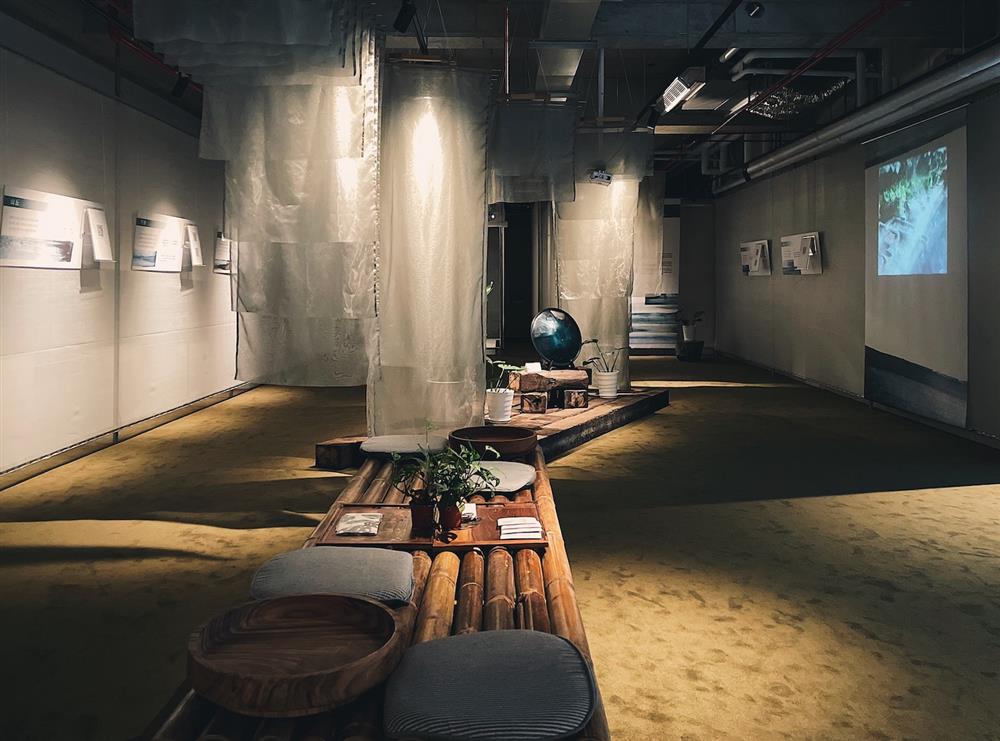 70102335-52B3-4481-A1FC-5A9293213A45