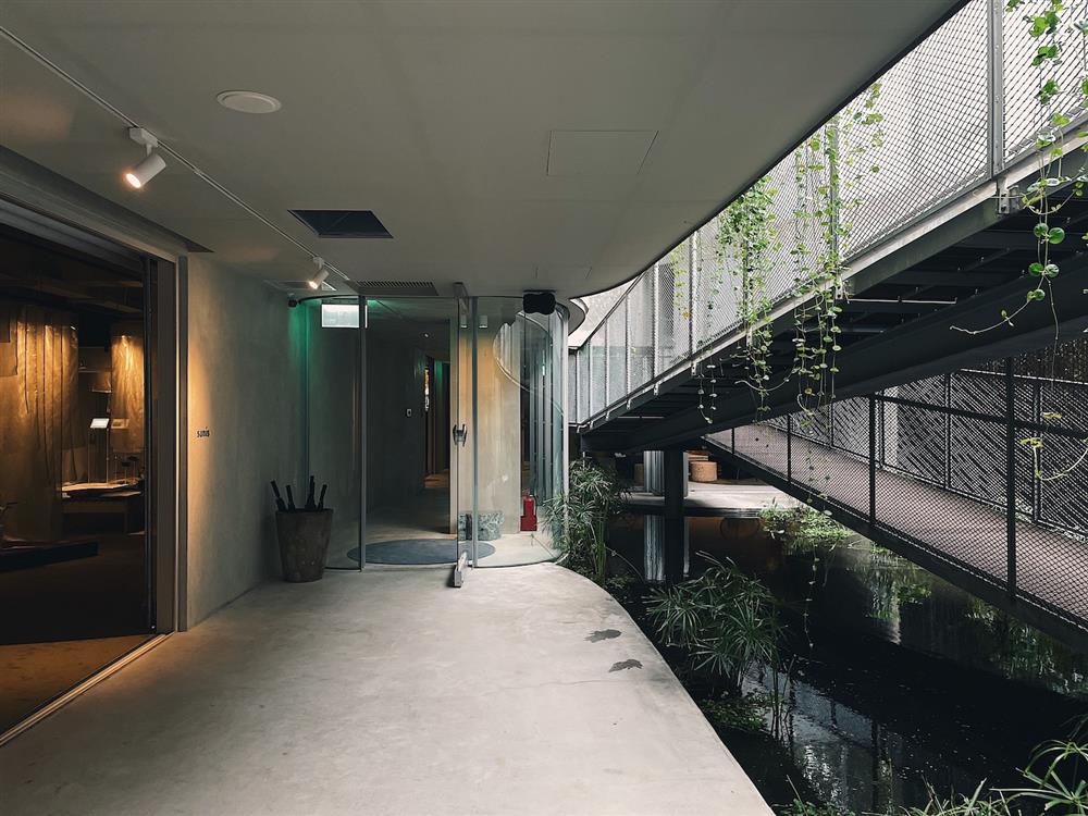 B750DE40-C30C-441D-846D-E68F80AA6822