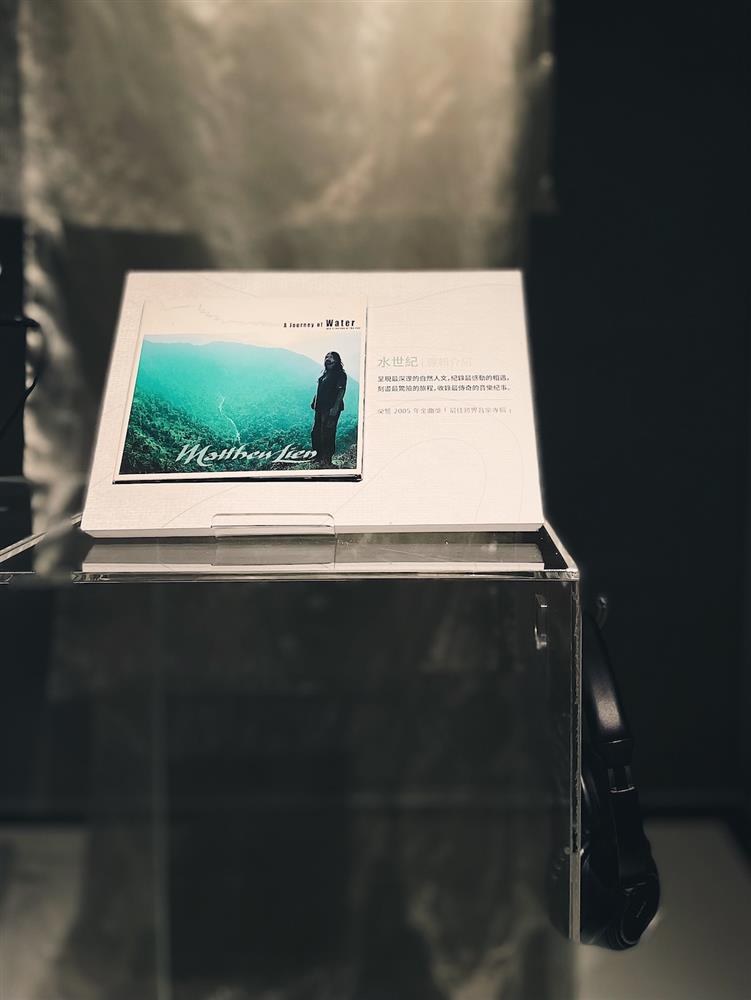 121CE654-416D-446F-9D66-18796F4C4077