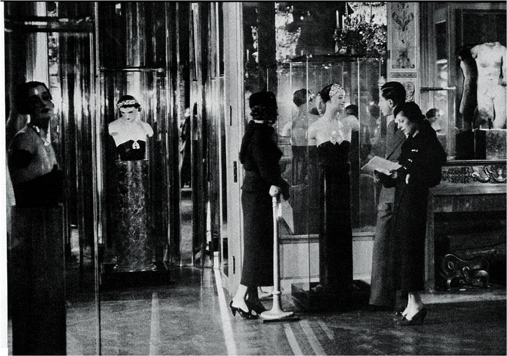 1932 Bijoux de Diamants Exhibition Photo