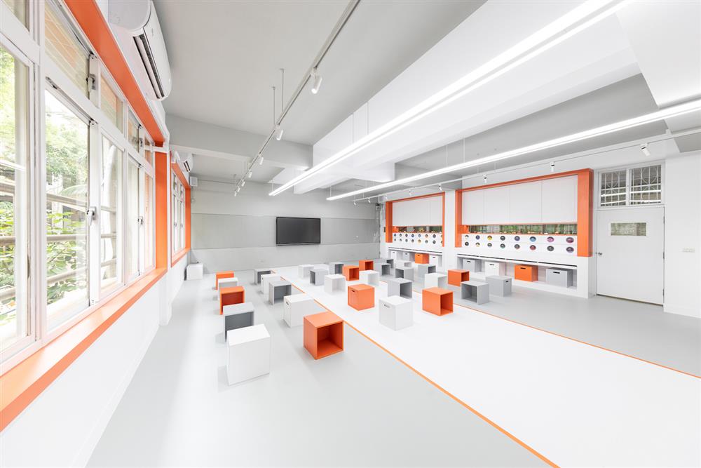 教室全景(自教室後方視角) (2)