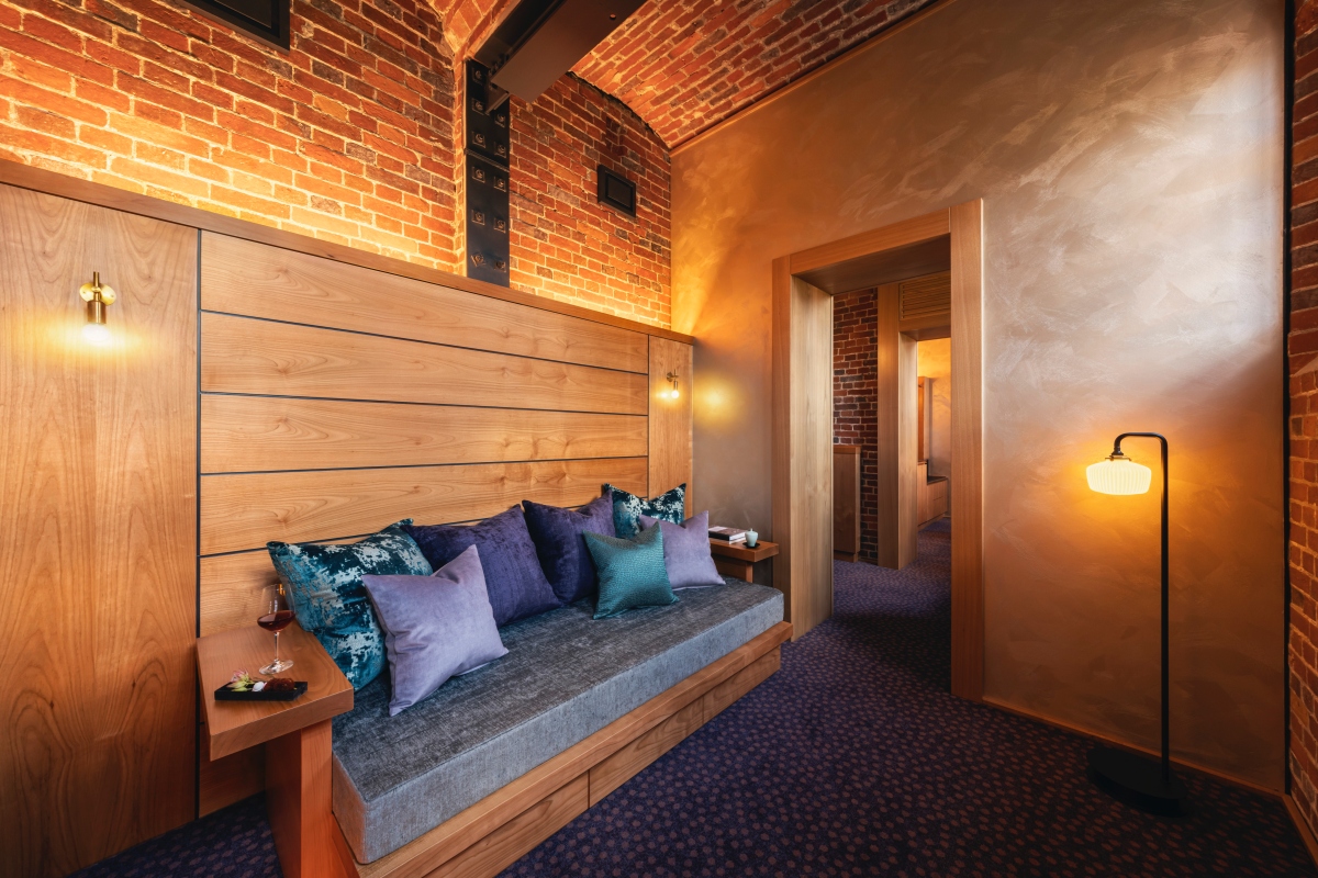 「虹夕諾雅 奈良監獄」客廳（圖片提供：星野集團）