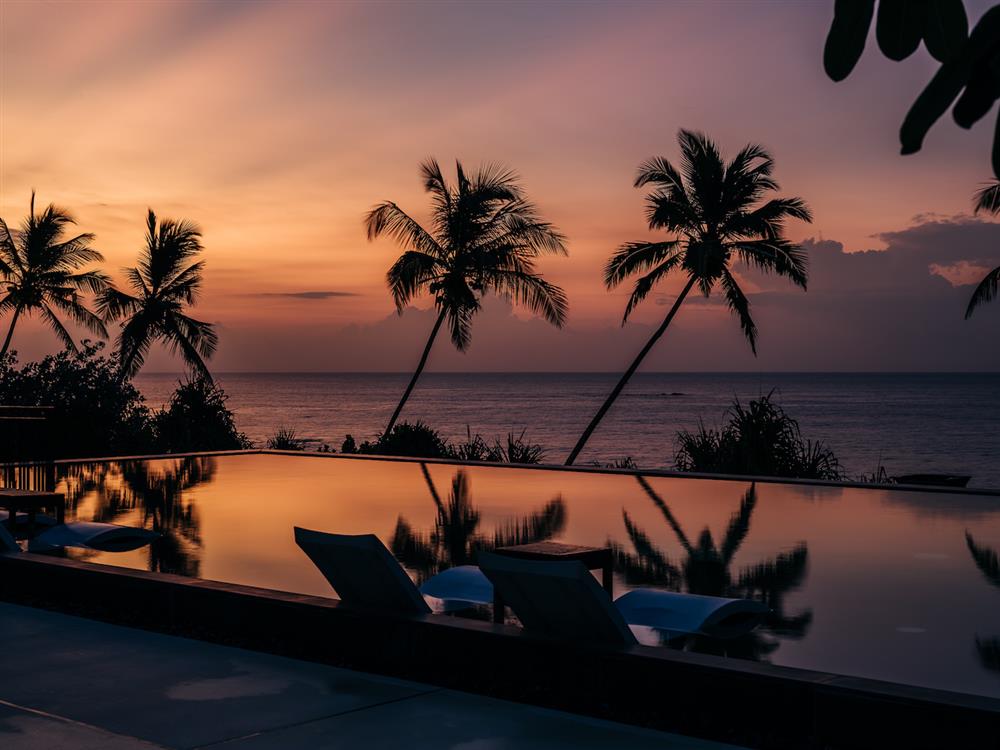 ANI Sri Lanka - Resort - Swimming Pool at Sunrise ANI Sri Lanka - Resort - Swimming Pool at Sunrise