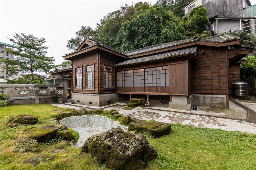 誠品書店4月1日起於基隆「要塞司令官邸」及「要塞司令部校官眷舍」全新推出「時光繪本書屋」。(3)