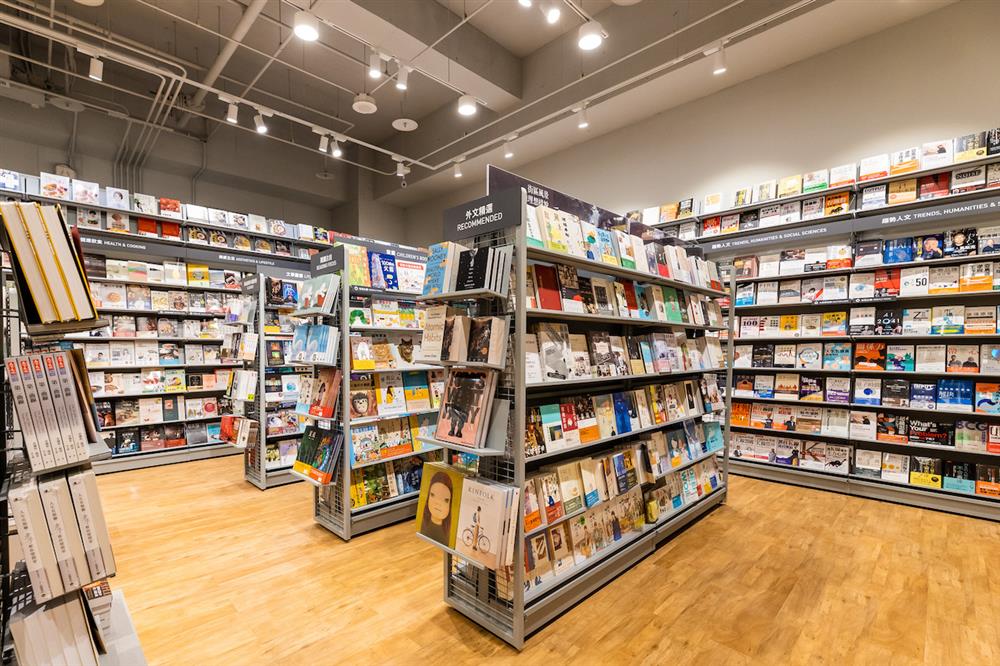 4. 「誠品生活時光」規劃日日有新書、週週有活動，邀請社區居民一同前來享受美好me time時光。