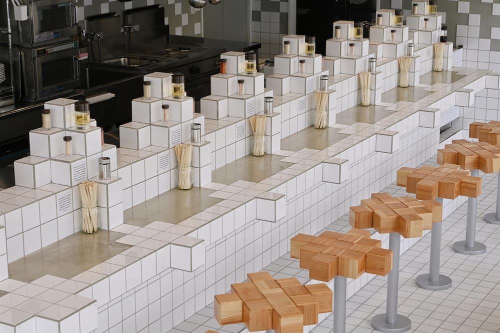 沖繩像素風格沾麵店16