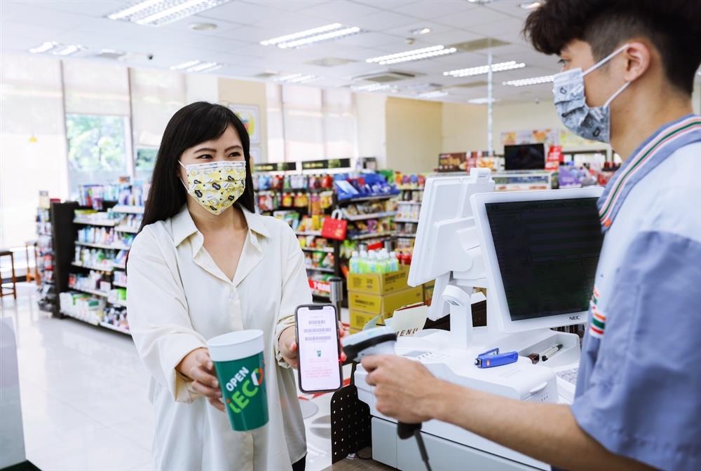 「OPEN iECO循環杯還杯機」，目前於內湖區7家7-ELEVEN門市測試，預計7月11日起正式開放民眾使用(3)