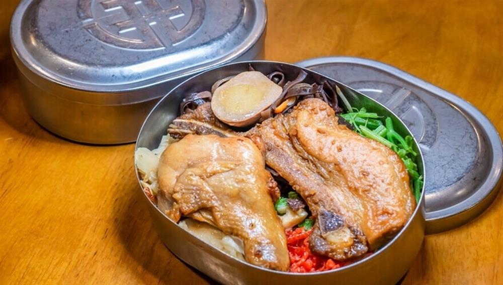 雄獅阿里山百年林鐵郵輪式列車3