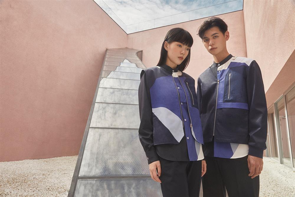 小檔周裕穎巧妙運用方塊、球型與幾何線條打造自由、奔放的當代時尚制服 (1) 小檔周裕穎巧妙運用方塊、球型與幾何線條打造自由、奔放的當代時尚制服 (1)