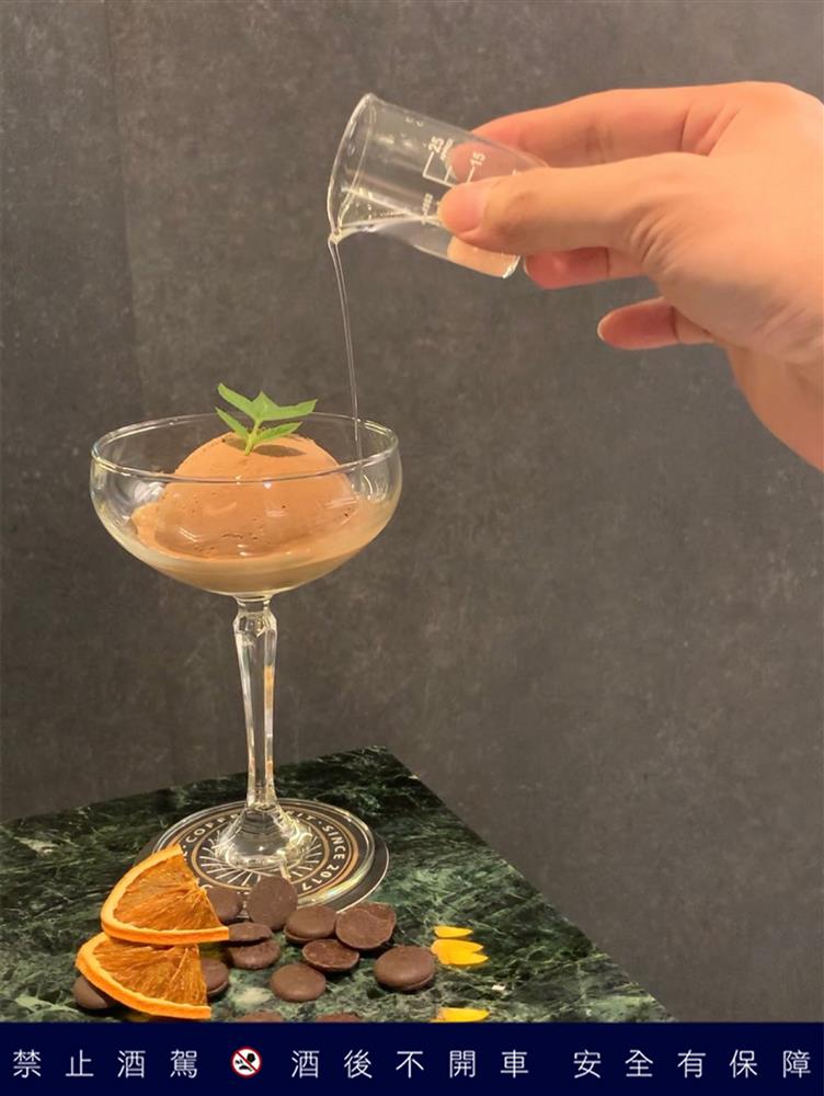 03.(圖片三)【Gelato Bar Zeit 采時代冰淇淋吧 - Sinasera。極】