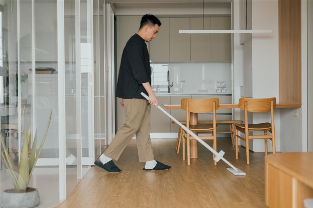 5_將拖把轉換成家具化的設計，開啟了清潔與生活的直接對話