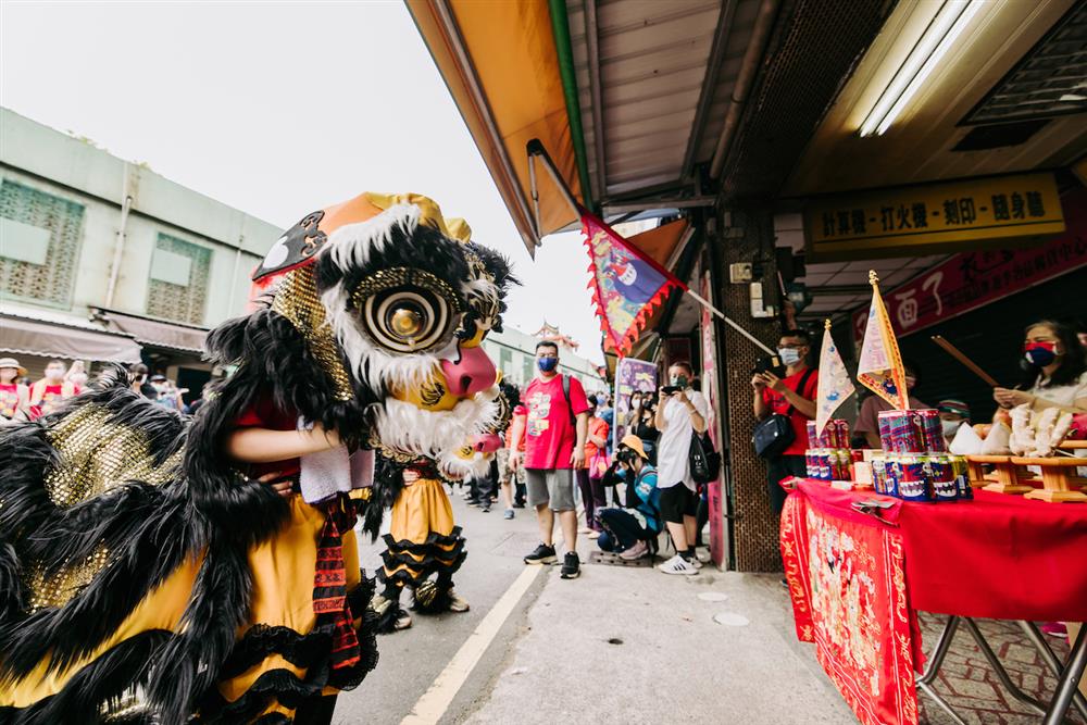 與神同巡|小社頭聯盟加入遶境陣列拜廟、學習遶境文化 與神同巡|小社頭聯盟加入遶境陣列拜廟、學習遶境文化