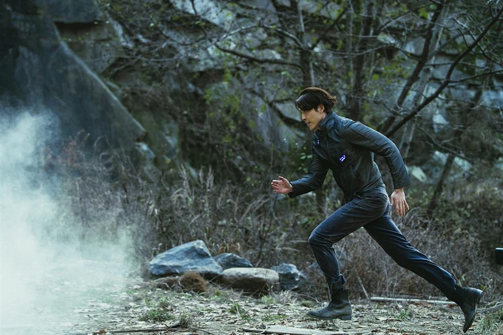 外星人_新聞稿照04_金宇彬睽違年重返片場差點爆淚 外星人_新聞稿照04_金宇彬睽違年重返片場差點爆淚