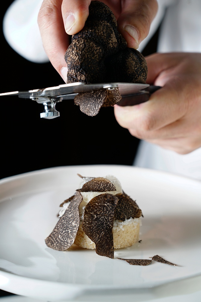 小檔君尹套餐＿蒜味起司蘑菇加價$980現刨冬季黑松露