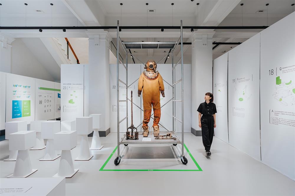 小檔1920年代潛水設備文物