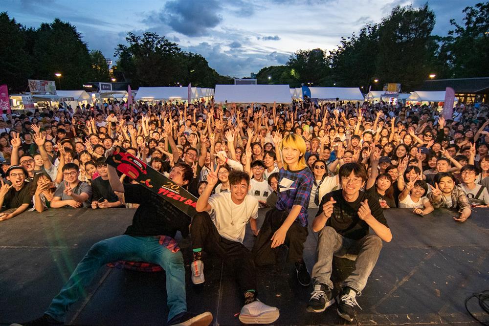 2019 樂團Tizzy Bac表演