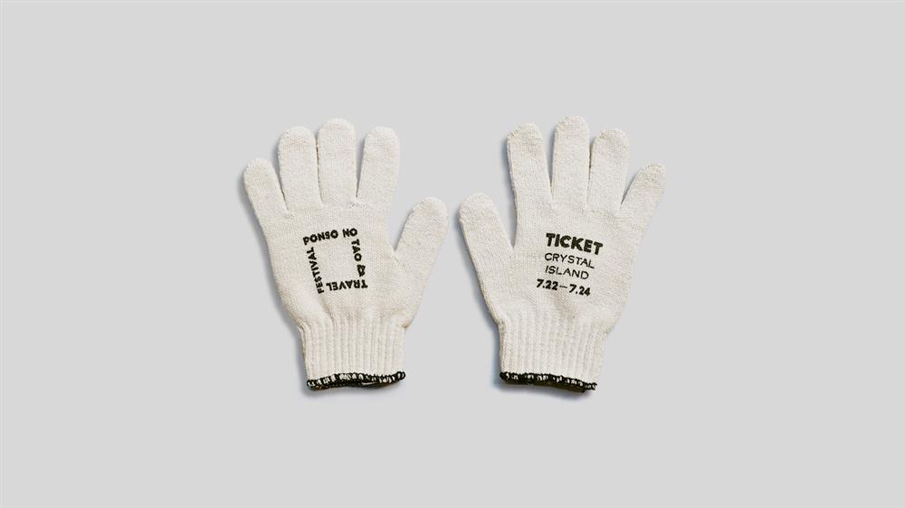 蘭嶼旅人節透明島佳佳百貨2.活動限定淨灘手套 ©佳佳百貨提供