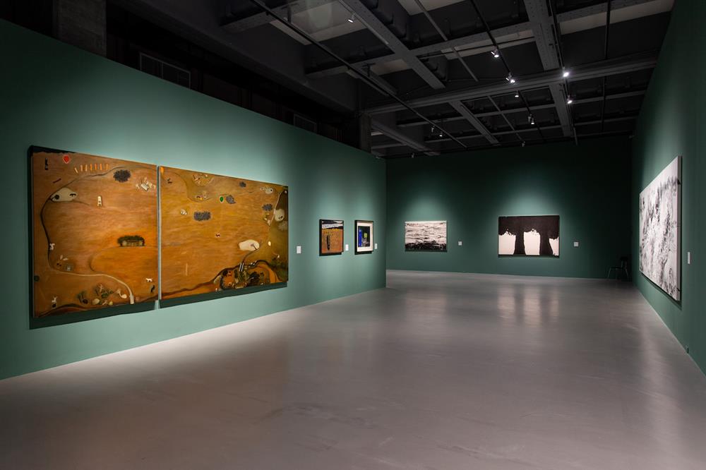 3_「旅途：新進典藏作品展」展場一景。圖像由北美館提供。