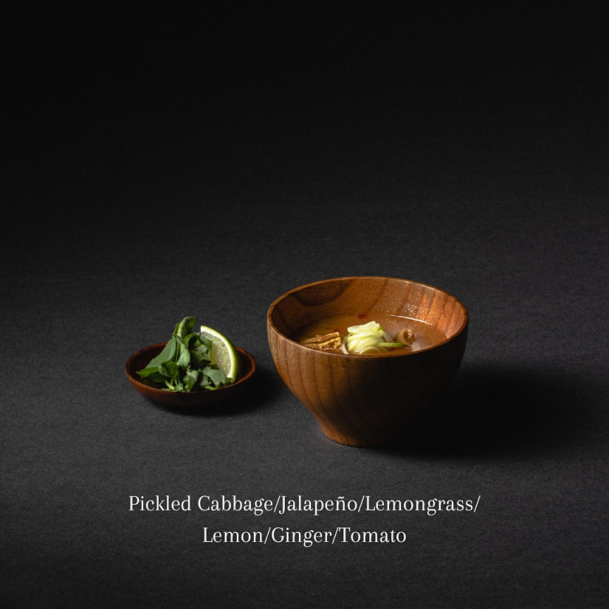 小檔Pickled Cabbage酸白菜:Jalapeño綠辣椒:Lemongrass香茅:Lemon檸檬:Ginger薑:Tomato番茄