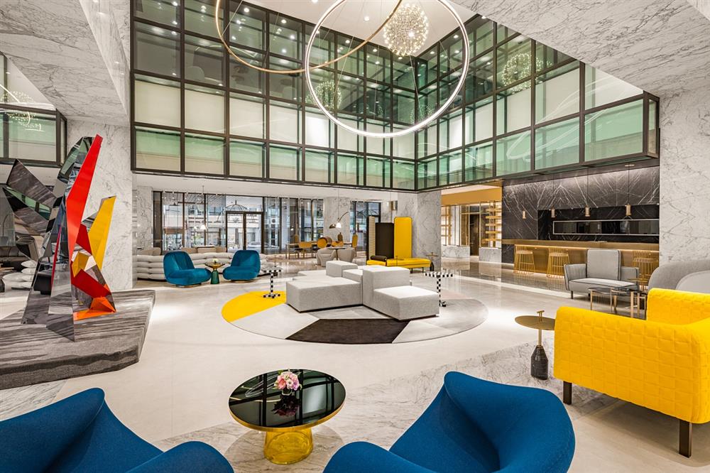 小檔台中李方艾美酒店飯店大廳 結合在地藝術的時尚大廳，打造風格旅行氛圍。