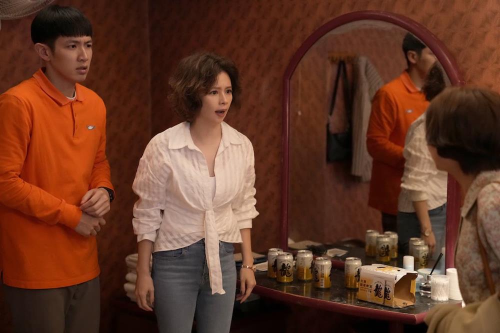 初戀慢半拍徐若瑄柯震東5.交情超過20年的徐若瑄、于子育為柯震東反目