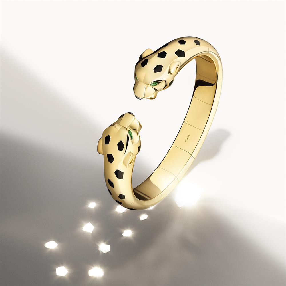 2_PUJE10722_N6719215-00_1080X1080