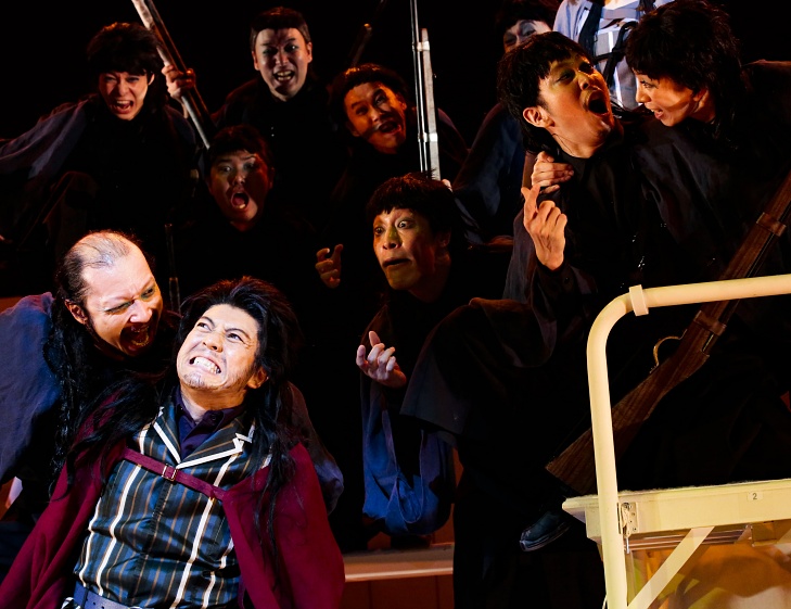 小檔03野田秀樹《Q:歌舞伎之夜》劇照_以12世紀末平安時代為背景,10月登台演出_photo by Kishin Shinoyama 小檔03野田秀樹《Q:歌舞伎之夜》劇照_以12世紀末平安時代為背景,10月登台演出_photo by Kishin Shinoyama