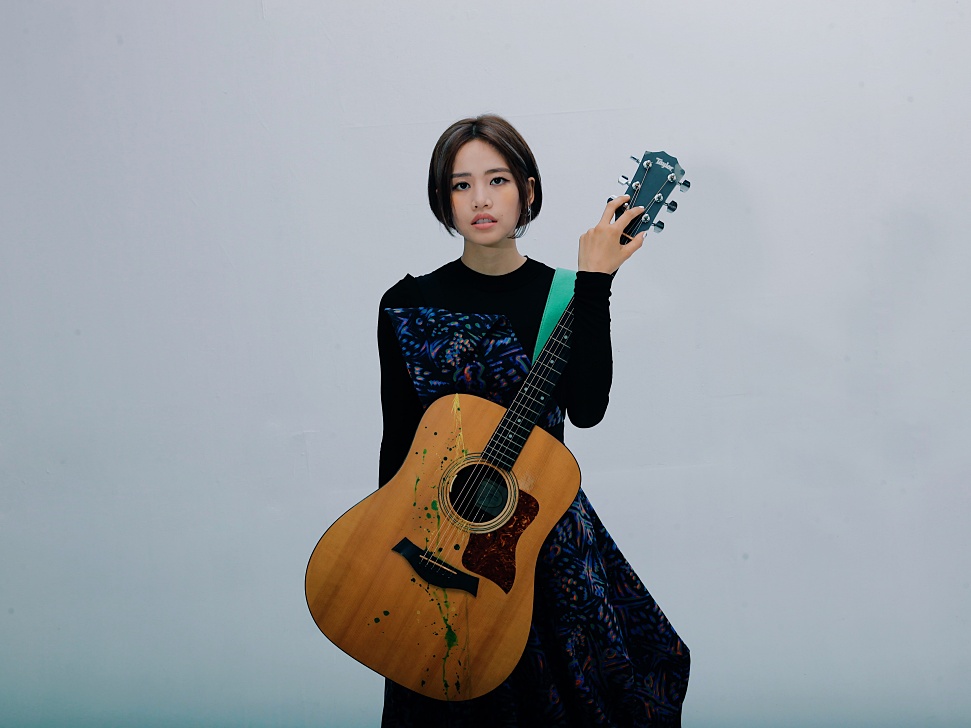 小檔這次前往日本演出吳汶芳非常興奮，並把自己的歌改成日文版，期待與粉絲互動。​