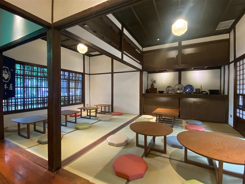 小檔台北榕錦時光生活園區42020年本局以老房子文化運動計畫媒合「逸居股份有限公司」，由營運團隊再投入5,847萬餘元經費，