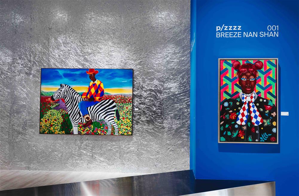 Gucci 欽點合作!奈及利亞時尚藝術新銳 Samson Bakare
首次在台個展《 Life’s a Short Trip 》
Gucci 欽點合作!奈及利亞時尚藝術新銳 Samson Bakare
首次在台個展《 Life’s a Short Trip 》