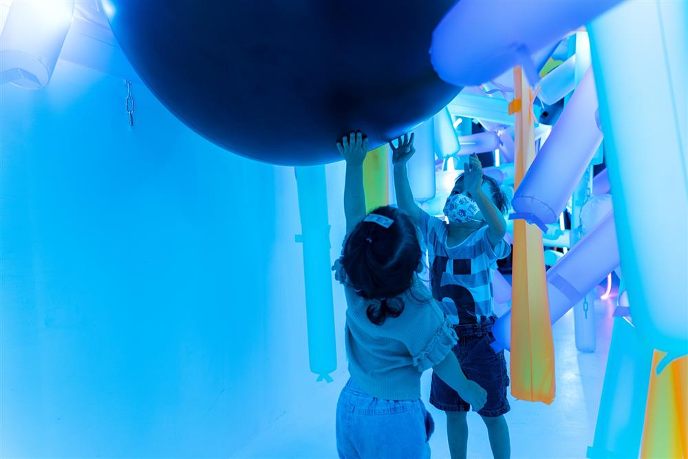 小檔2022台灣設計展設計中島AKI04363勤美術館 X 草字頭    海草擠擠