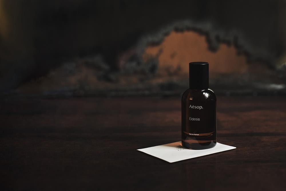 【情境圖6】Aesop Eidesis 艾底希思香水 50mL NT$5,600 【情境圖6】Aesop Eidesis 艾底希思香水 50mL NT$5,600