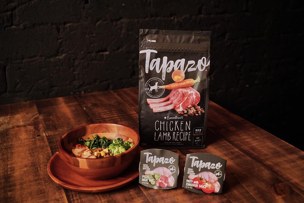 小檔寵物特餐合作_de Place餐酒館除了Woolloomooloo之外，更與多間餐酒館推出結合TAPAZO餐點的寵物限定特餐