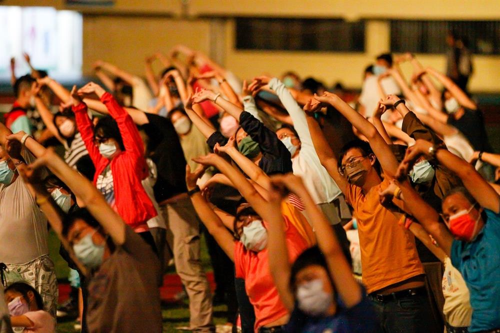 小檔圖五_雲門戶外公演前夕9月16日（五）晚上7時30分將舉辦「生活律動健康日」，邀請雲門舞集舞蹈教室現場帶領民眾打開身體、喚醒生活感知_雲門基金會提供 攝影曾悅倫