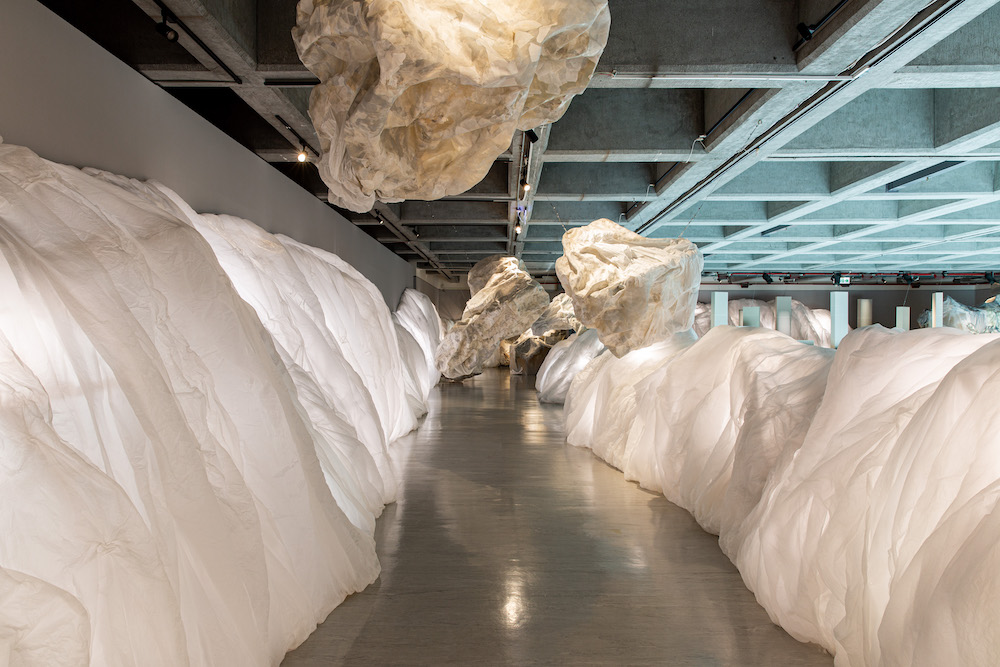 07_北美館3C迴廊計畫「崎Heterogeneous」 展場照,臺北市立美術館提供。 07_北美館3C迴廊計畫「崎Heterogeneous」 展場照,臺北市立美術館提供。