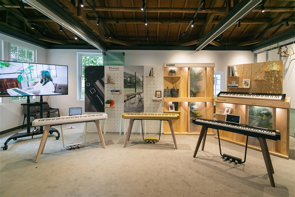 【 圖二】Privia數位鋼琴 高訂優雅木質琴鍵,嶄新定義360°生活空間新風貌。 【 圖二】Privia數位鋼琴 高訂優雅木質琴鍵,嶄新定義360°生活空間新風貌。