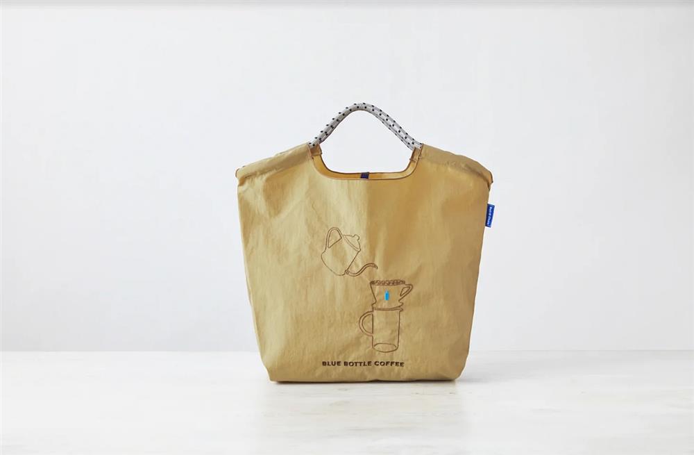 小檔藍瓶咖啡神戶阪急店
2022-08-29_8.01.16_2048x2048