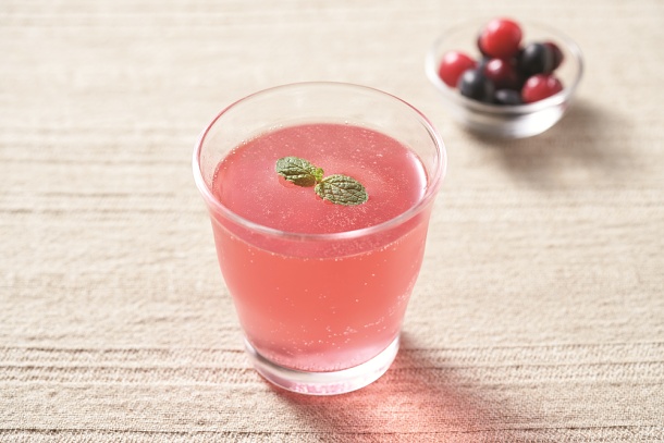 小檔無印良品新品
即溶氣泡飲(綜合莓果)情境照