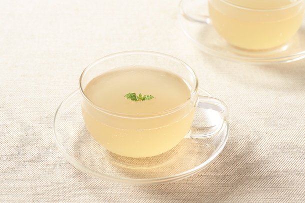 小檔無印良品新品
即溶氣泡飲(蜂蜜白柚)情境照