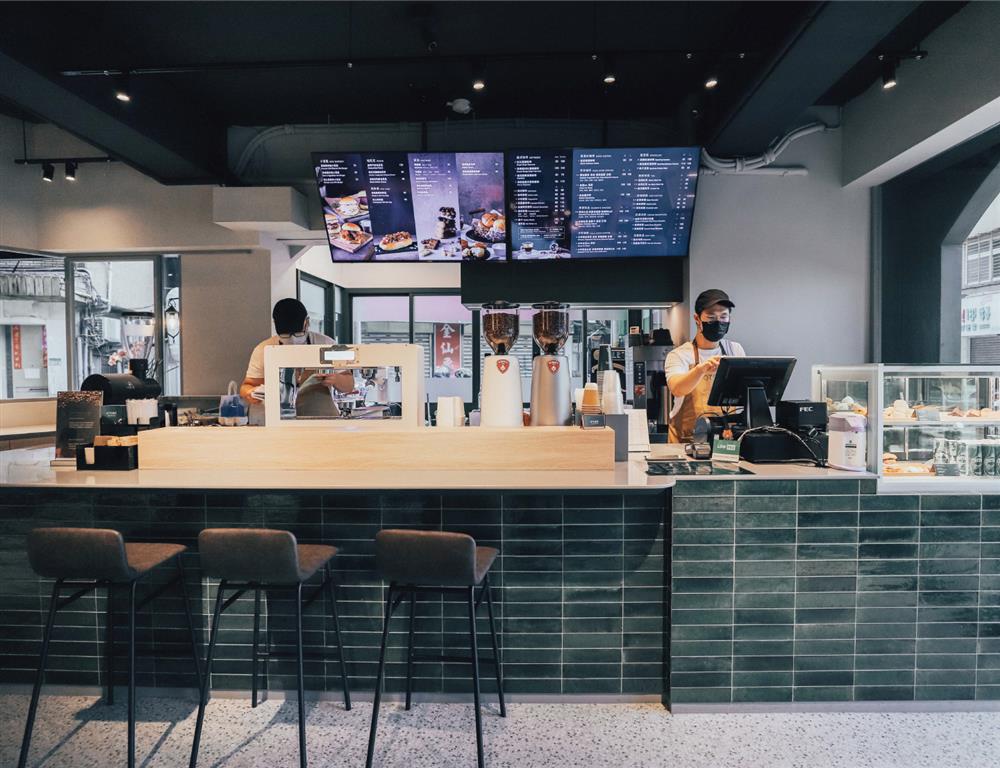 OTOME Café西西里咖啡-單純品嚐檸檬微酸所襯托出的咖啡香氣,西西里咖啡是最好的選擇。唯有掌握黃金比例,才能完整表現咖啡清爽明亮的風味。 OTOME Café西西里咖啡-單純品嚐檸檬微酸所襯托出的咖啡香氣,西西里咖啡是最好的選擇。唯有掌握黃金比例,才能完整表現咖啡清爽明亮的風味。