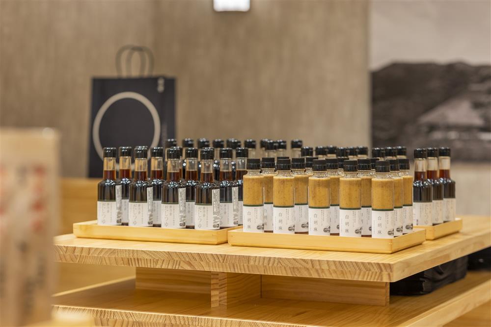 日本茅乃舍秋冬限定店鋪_商品陳列 1有著「日本主婦秘密武器」美譽