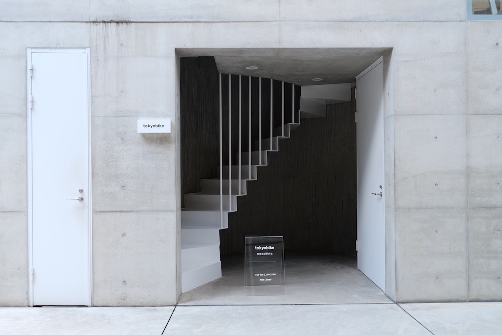 01 tokyobike單車生活研究社在新富町清水模建築二樓