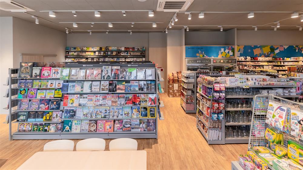 小檔除了書籍，誠品生活時光北屯江興店也提供日常所需的生鮮蔬果、小農奶蛋等(1)