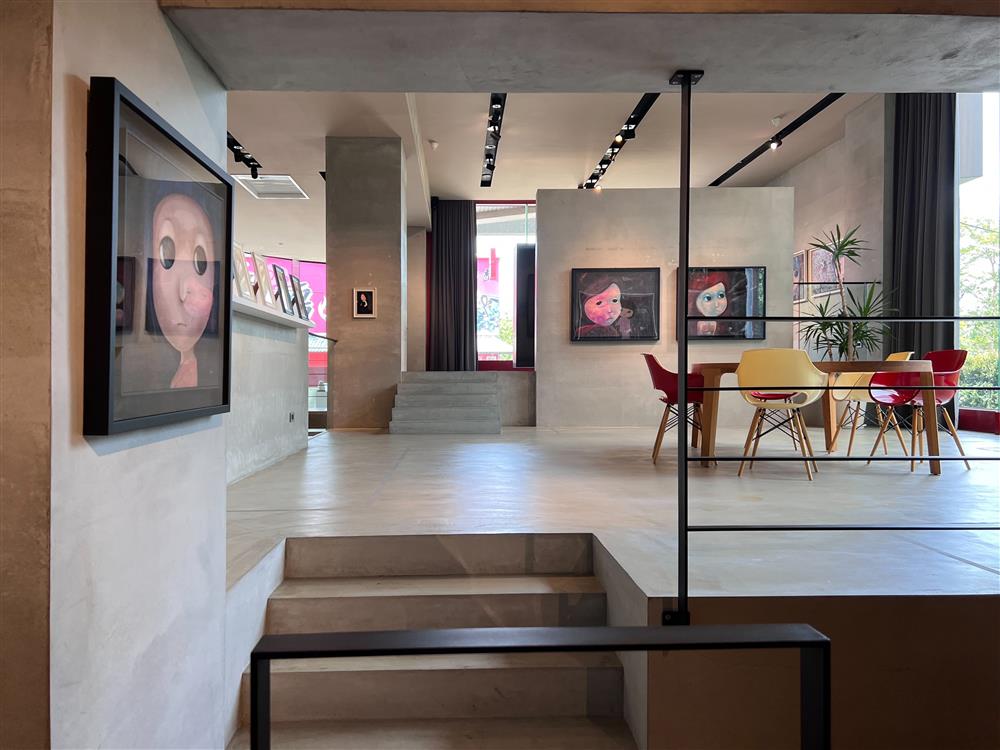 愛上藝廊《逆光Backlighting》林家弘個展!凝視一雙雙黑色靈動大眼,勇於面對情緒感受成為更好的自己 愛上藝廊《逆光Backlighting》林家弘個展!凝視一雙雙黑色靈動大眼,勇於面對情緒感受成為更好的自己