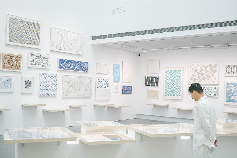 皆川明｜minä perhonen大型特展《TSUZUKU》高美館《つづく》展區之一〈土〉（圖片提供：高美館）｜延續百年的品牌