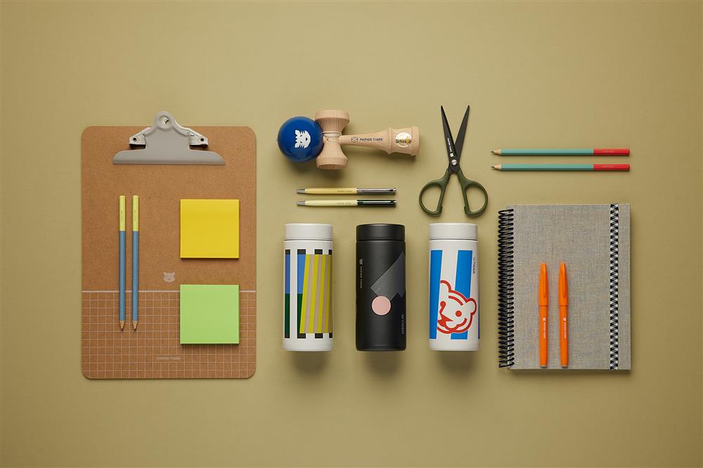 小檔日本虎牌TIGER x法國潮流文具PAPIER TIGRE虎年俏皮浪漫邂逅_三款合照_由左至右_運動場(WP)_幾何(KC)_雙虎聯名(WT)