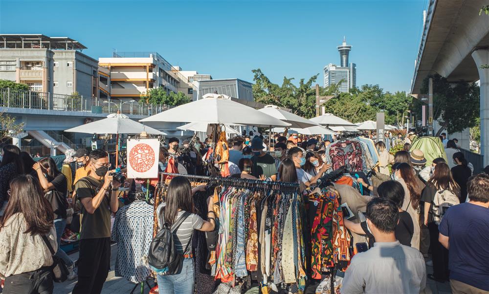 去年創意台中辦理舊物盛典綠空限定場，滿滿人潮，今年預期再創佳評。