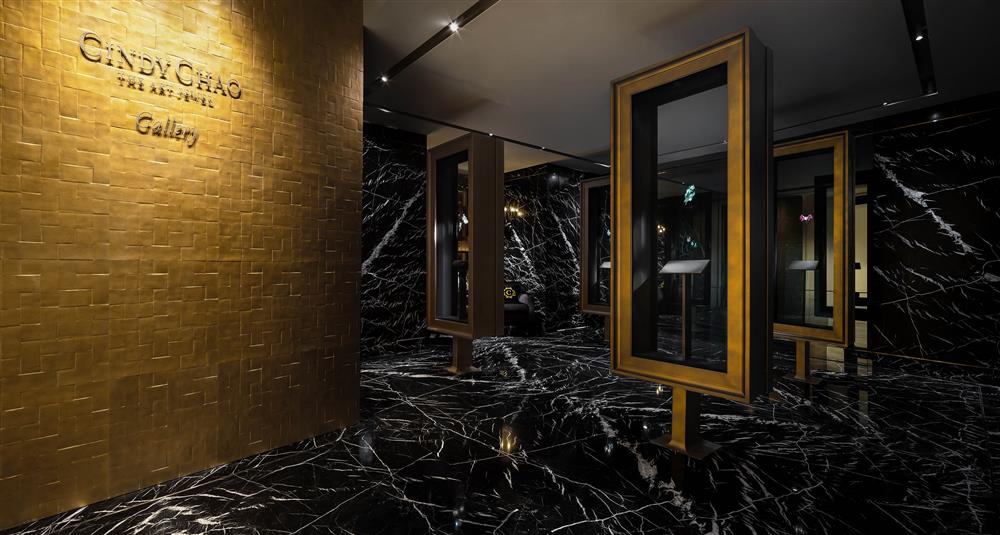 CINDY CHAO The Art Jewel Gallery 藝術珠寶典藏館-手工打造金色銅雕牆面